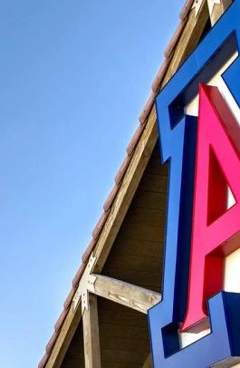 uofa sign